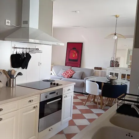 Rabbit House * Singleyrac